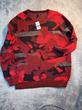 Alfani Red and Black Camouflage Crewneck Sweater